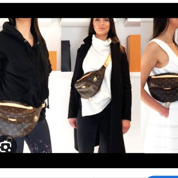 SOLD Louis Vuitton Monogram Bumbag - Picture 16 of 16